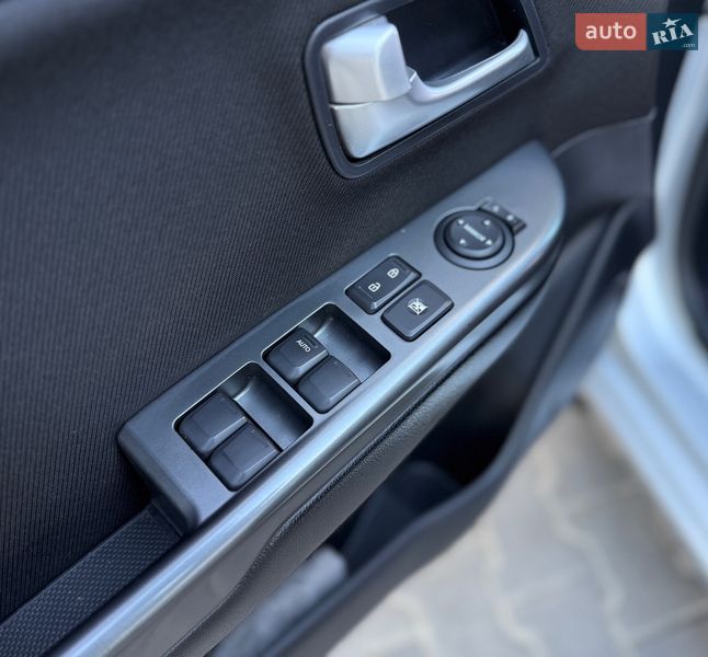 Седан Kia Rio 2011 в Киеве