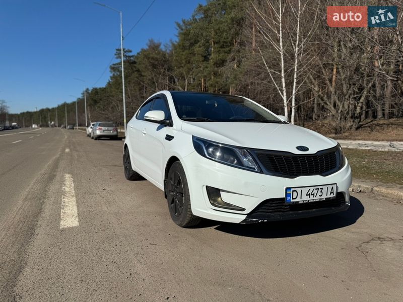 Седан Kia Rio 2011 в Киеве