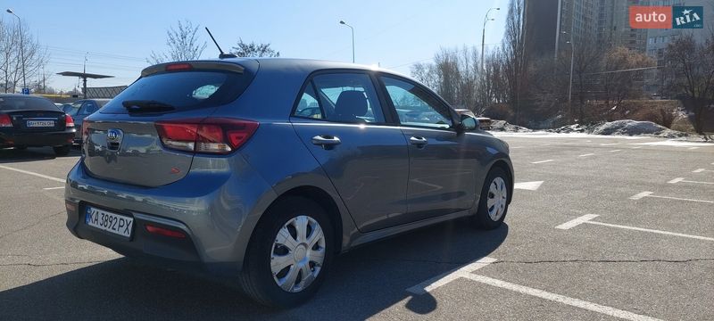 Хэтчбек Kia Rio 2019 в Киеве