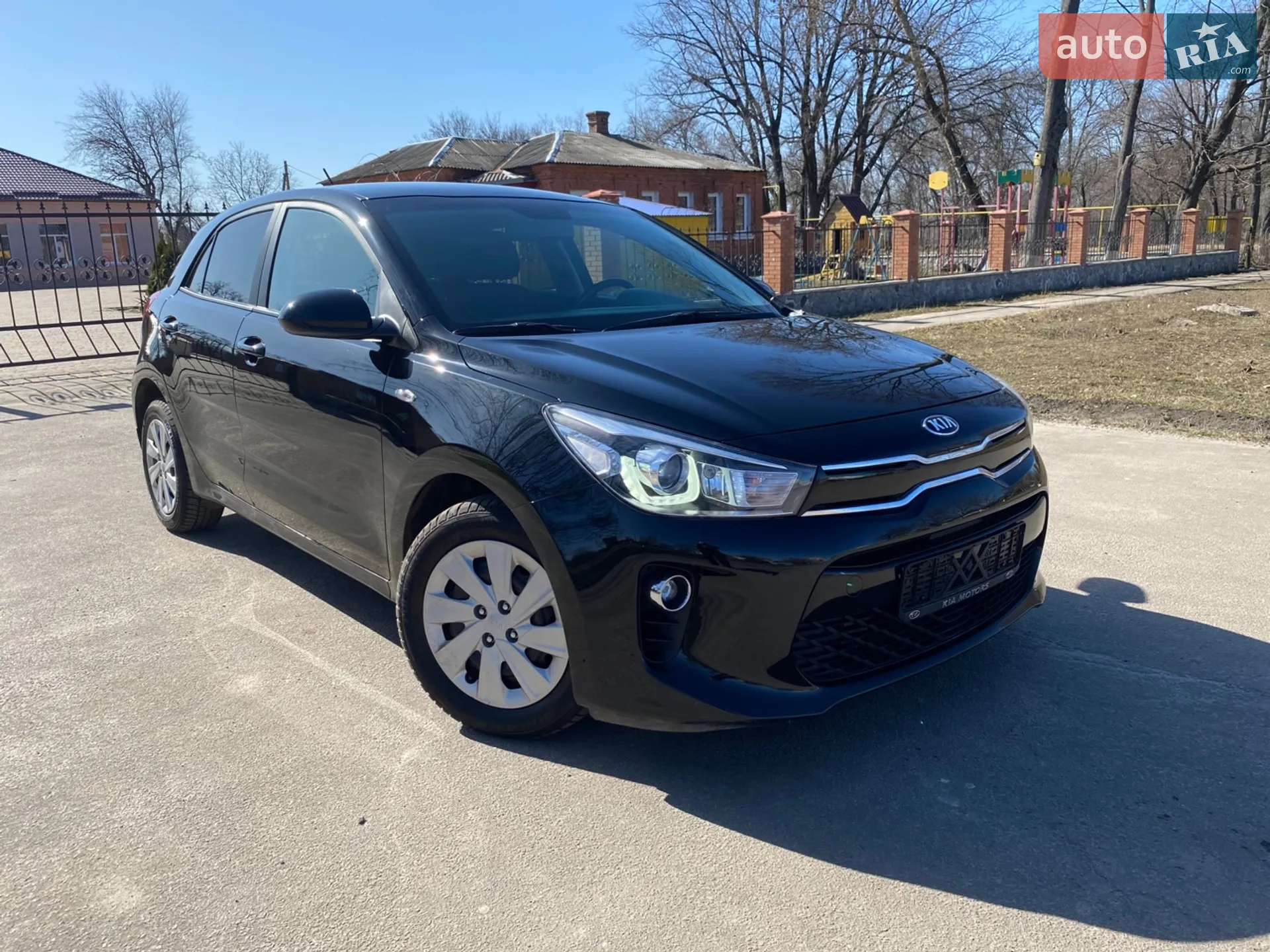 2017 Kia Rio - фото 1