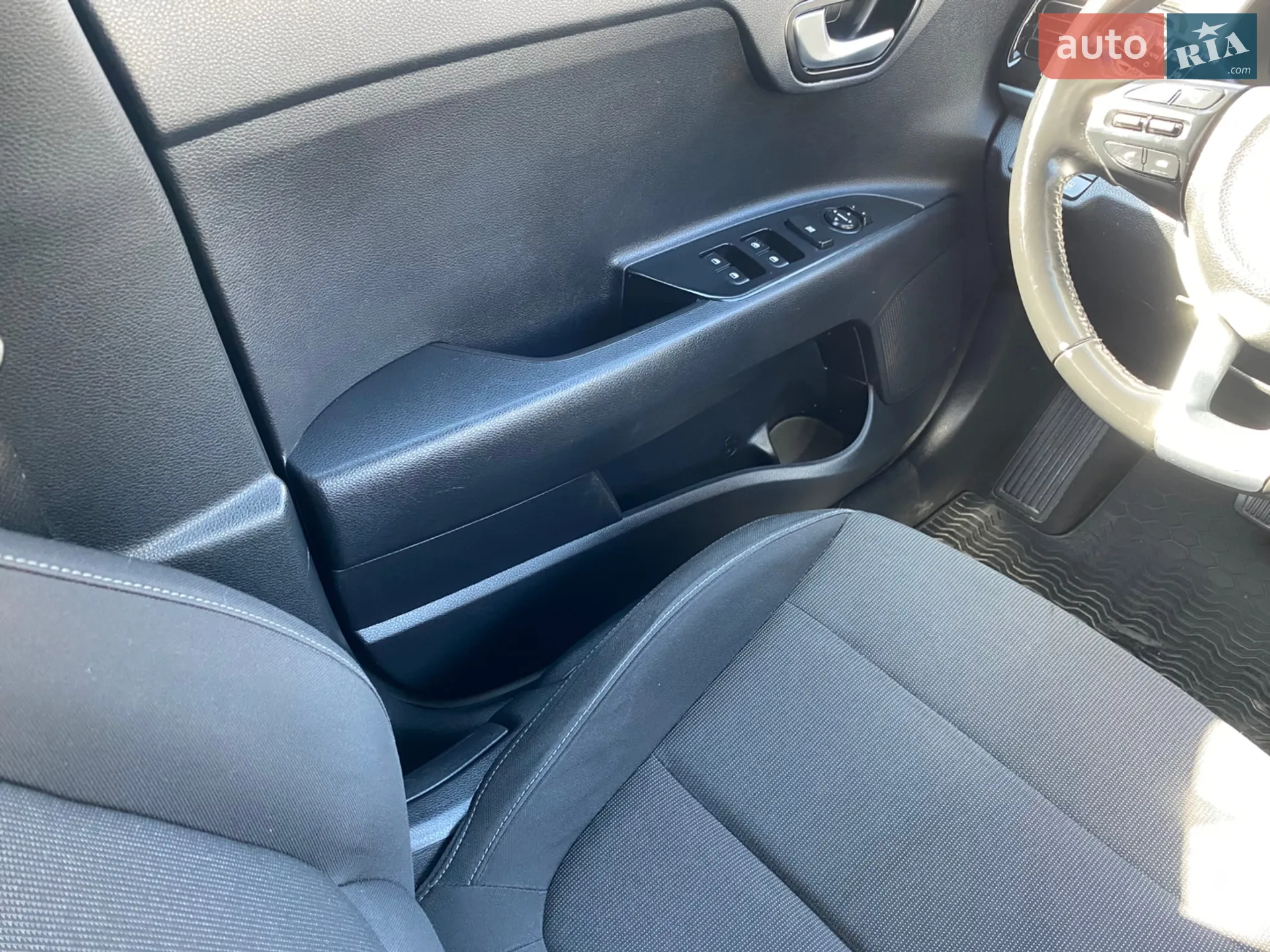 2017 Kia Rio - мініатюра 31