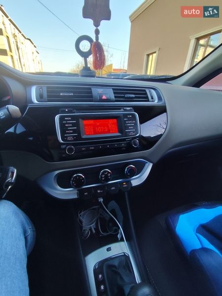 Седан Kia Rio 2016 в Києві