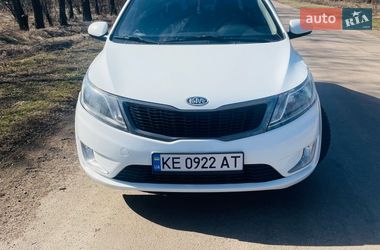 Седан Kia Rio 2012 в Кривом Роге