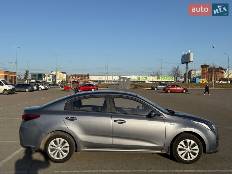 Седан Kia Rio 2019 в Києві