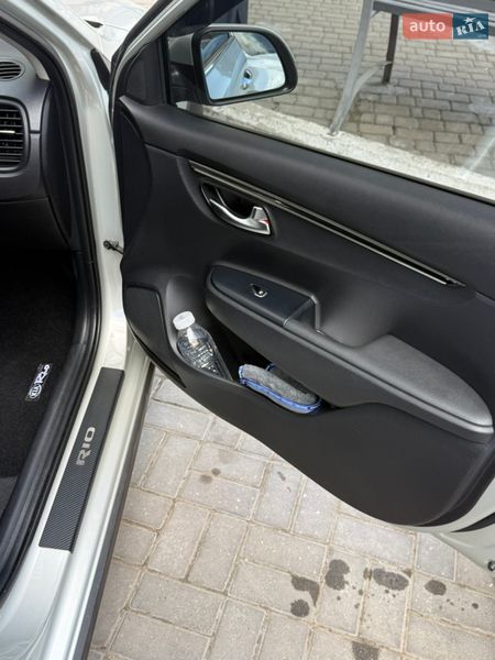 Хэтчбек Kia Rio 2018 в Одессе