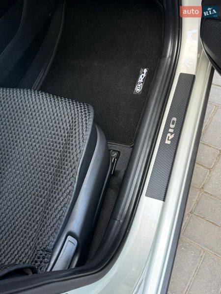 Хэтчбек Kia Rio 2018 в Одессе