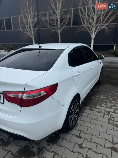 Седан Kia Rio 2013 в Белой Церкви