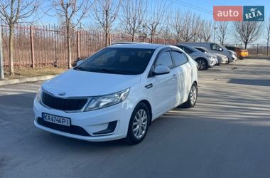 Седан Kia Rio 2013 в Киеве