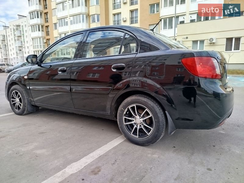 Kia Rio 2010