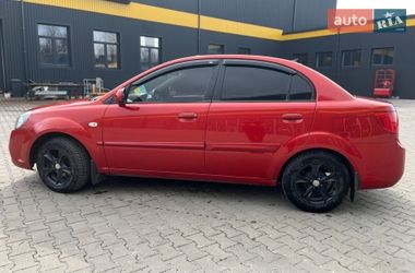 Седан Kia Rio 2010 в Вишневом