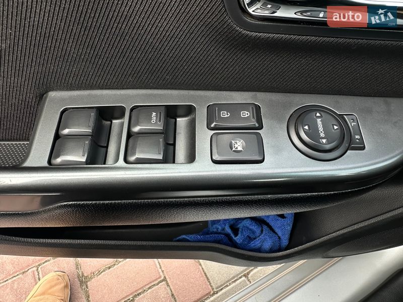 Седан Kia Rio 2012 в Ладыжине фото 22 Седан Kia Rio 2012 в Ладыжине