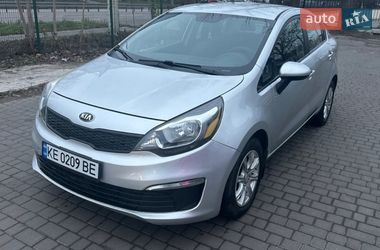 Седан Kia Rio 2015 в Дніпрі