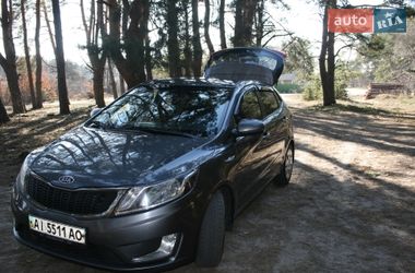 Хэтчбек Kia Rio 2012 в Киеве