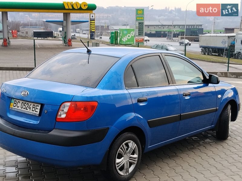 Седан Kia Rio 2007 в Каменец-Подольском