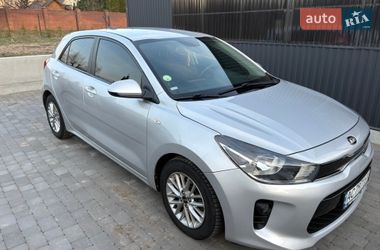 Хетчбек Kia Rio 2016 в Луцьку