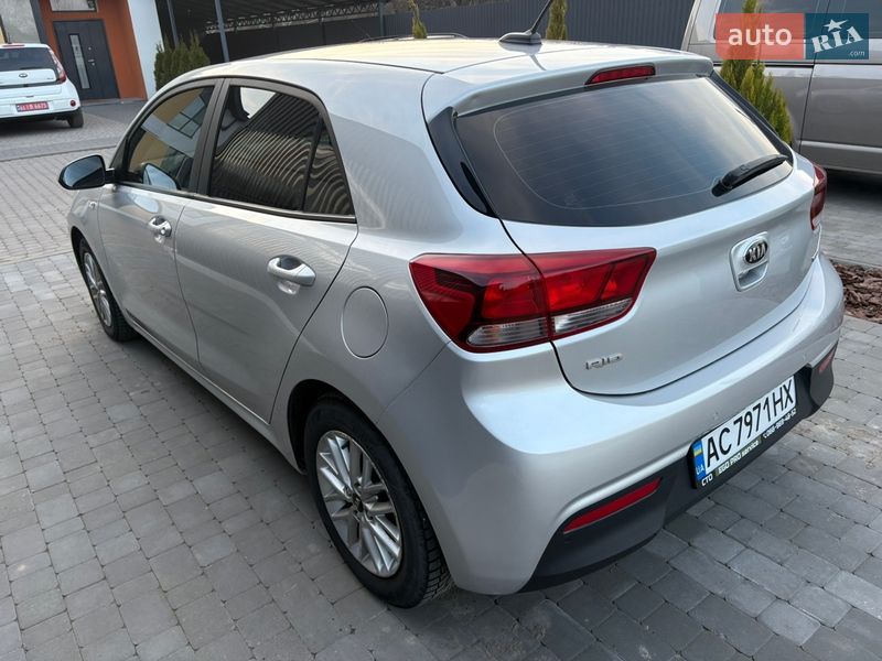 Хэтчбек Kia Rio 2016 в Луцке фото 8 Хэтчбек Kia Rio 2016 в Луцке