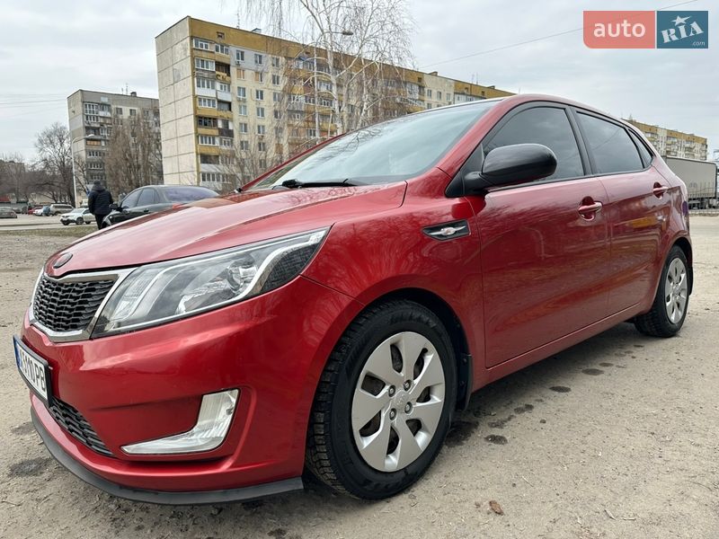 Хэтчбек Kia Rio 2013 в Харькове