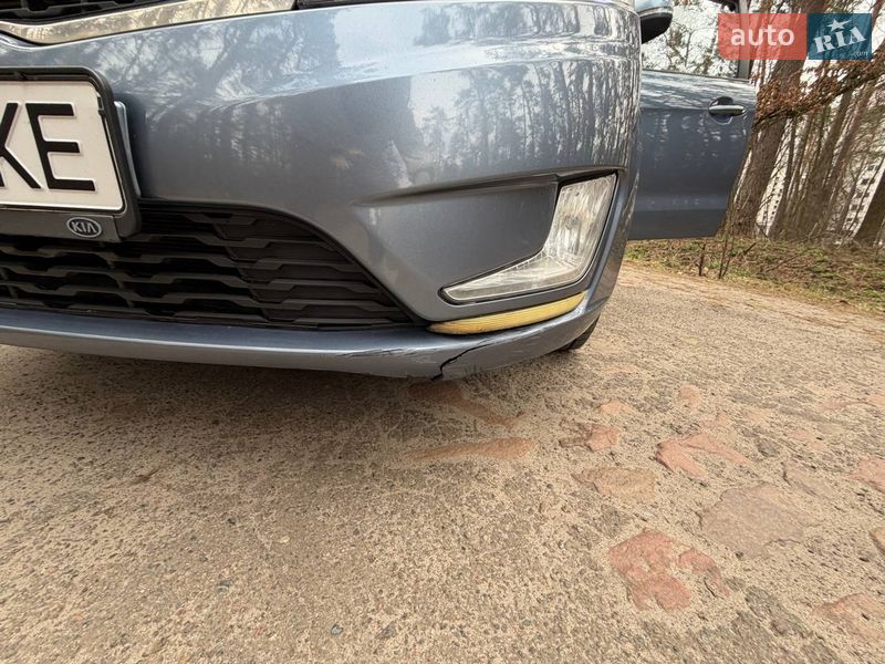 Седан Kia Rio 2013 в Киеве