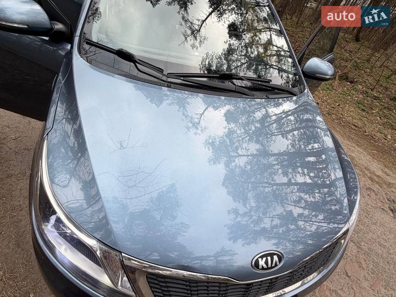 Седан Kia Rio 2013 в Киеве