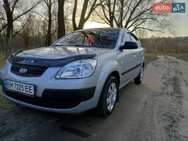 Хэтчбек Kia Rio 2008 в Ромнах фото 4 Хэтчбек Kia Rio 2008 в Ромнах