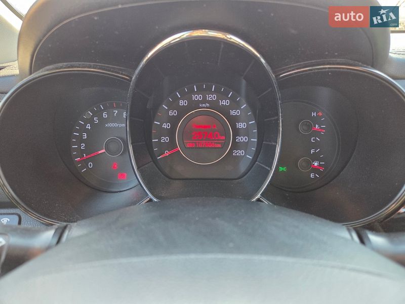 Седан Kia Rio 2012 в Львове фото 19 Седан Kia Rio 2012 в Львове