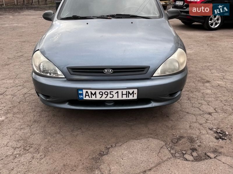 Седан Kia Rio 2002 в Житомире фото Седан Kia Rio 2002 в Житомире