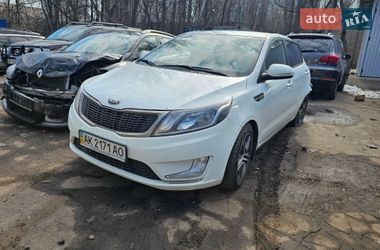 Хэтчбек Kia Rio 2013 в Киеве