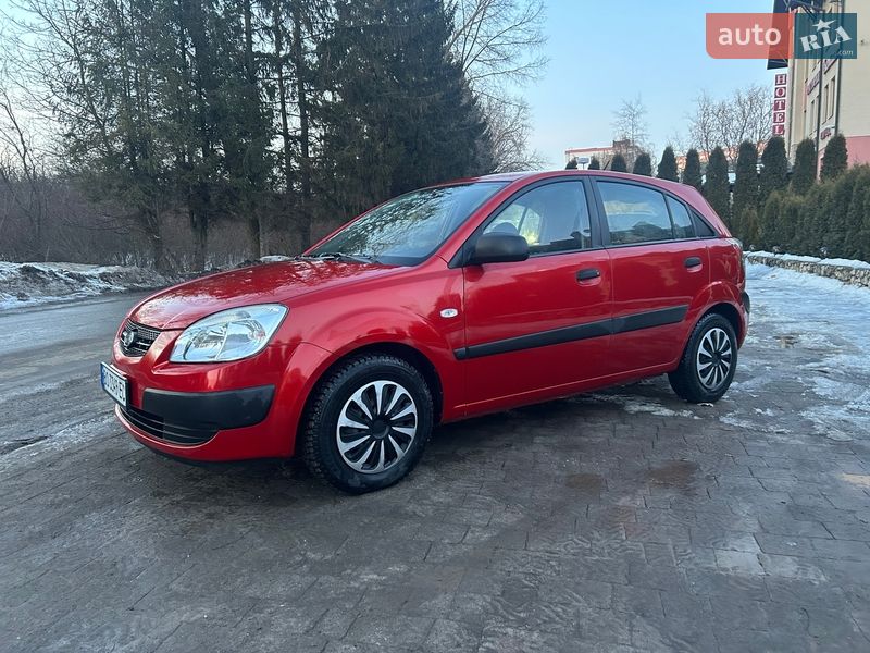 Хетчбек Kia Rio 2009 в Тернополі
