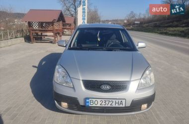 Хэтчбек Kia Rio 2006 в Тернополе