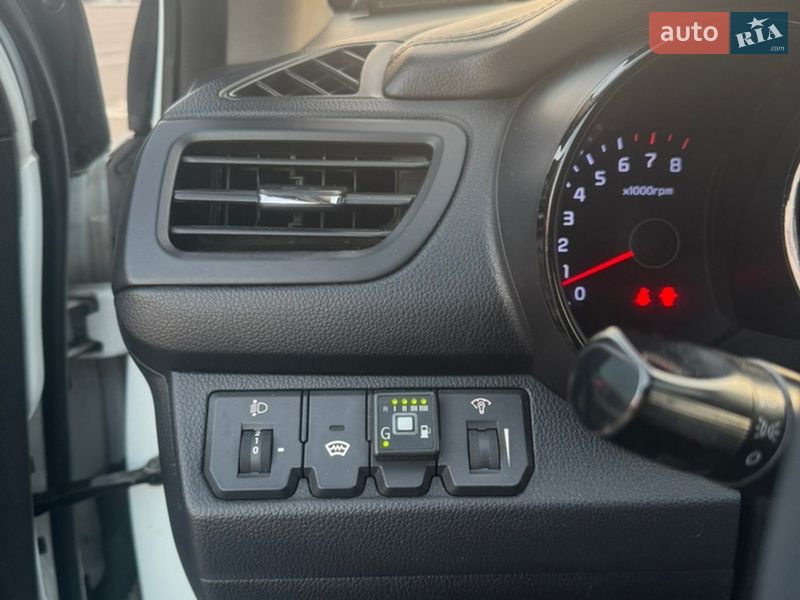 Седан Kia Rio 2011 в Киеве
