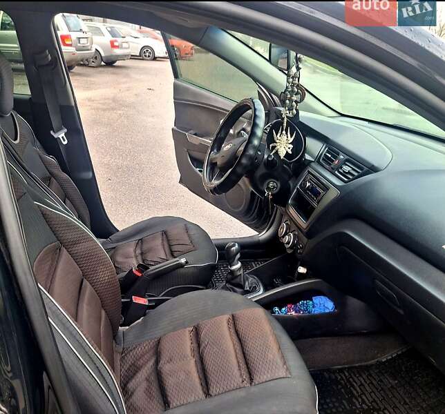 Седан Kia Rio 2012 в Днепре