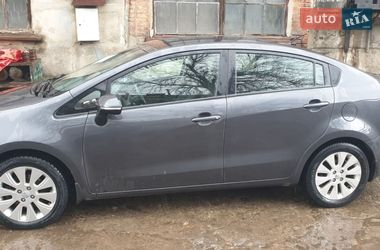Седан Kia Rio 2016 в Харькове