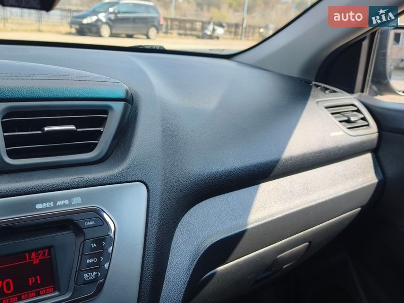Хетчбек Kia Rio 2013 в Києві фото 38 Хетчбек Kia Rio 2013 в Києві