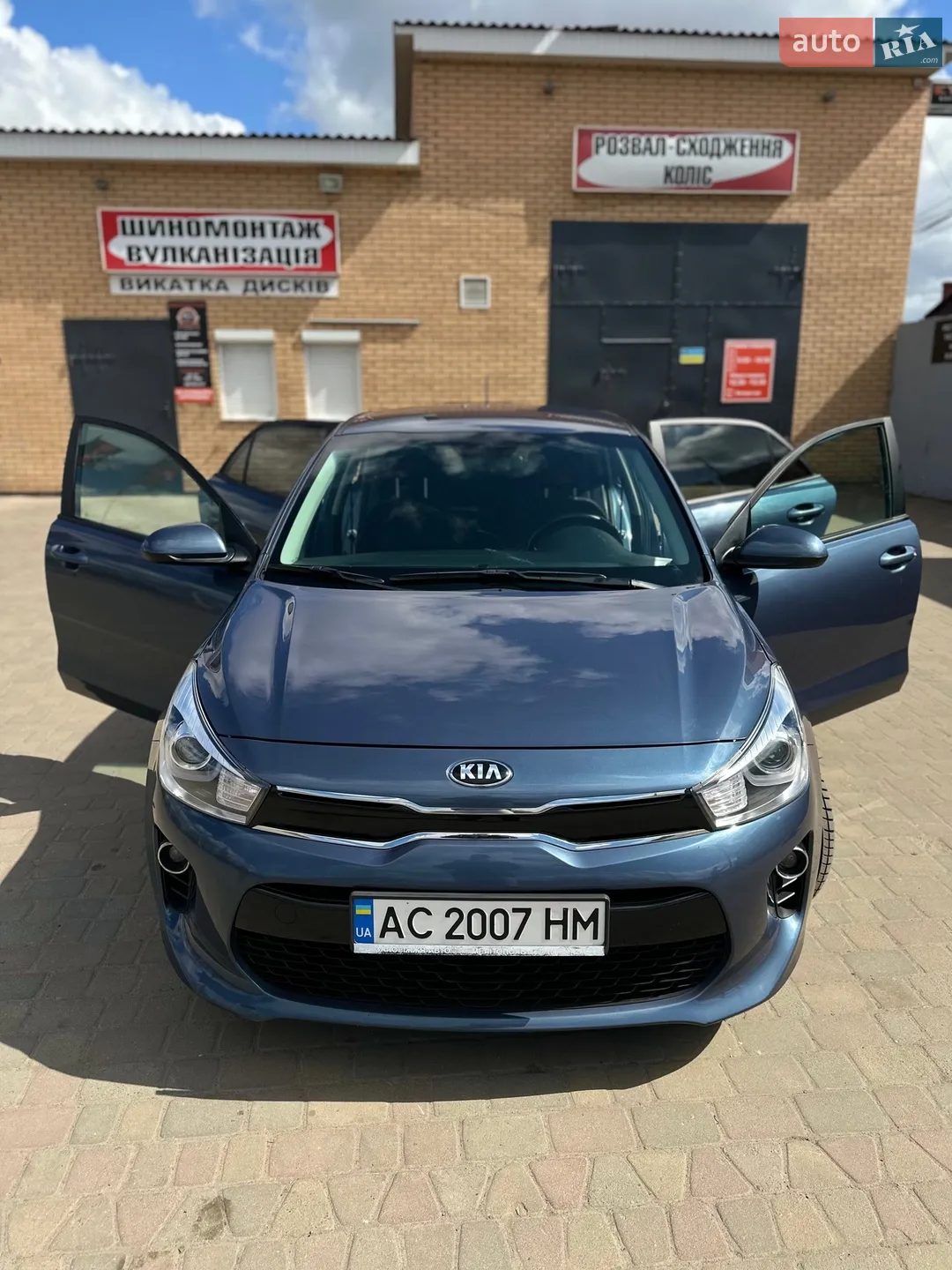 2020 Kia Rio - мініатюра 2