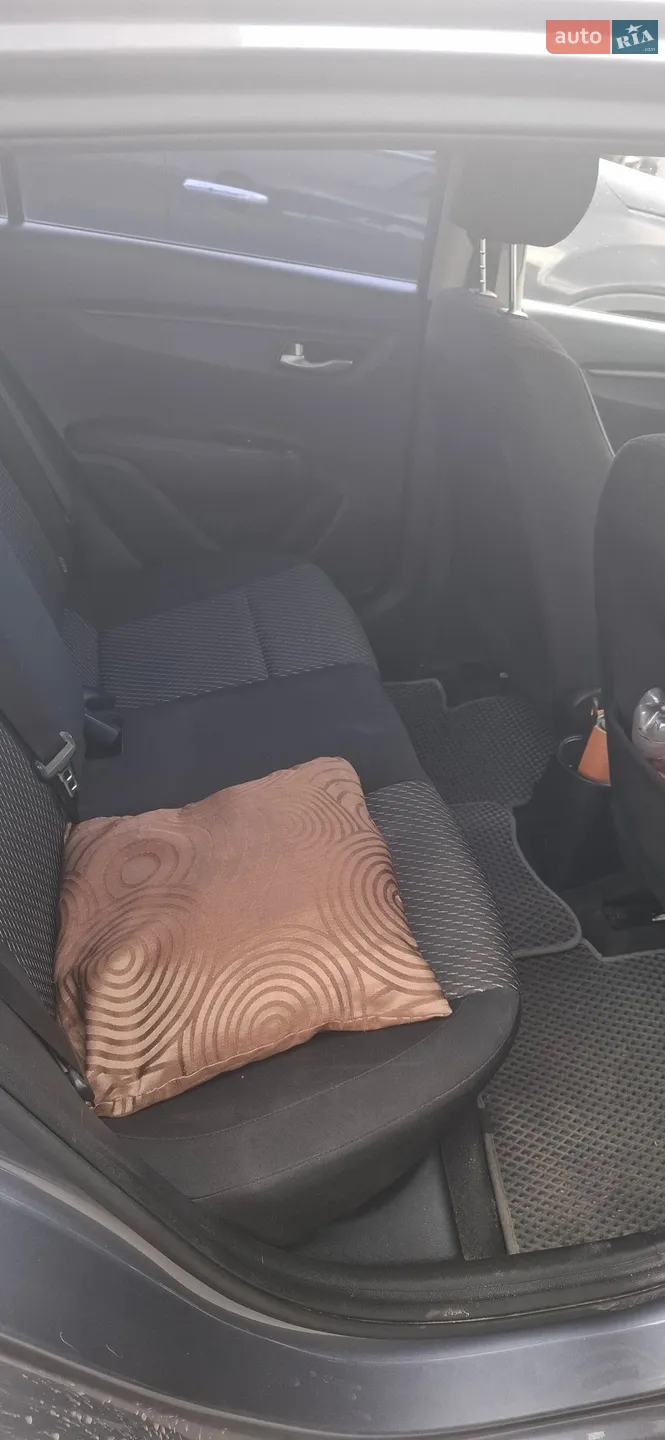2018 Kia Rio - мініатюра 4