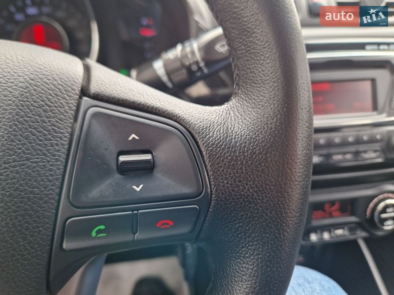 Седан Kia Rio 2013 в Виннице фото 36 Седан Kia Rio 2013 в Виннице