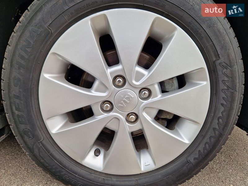 Седан Kia Rio 2013 в Виннице фото 45 Седан Kia Rio 2013 в Виннице