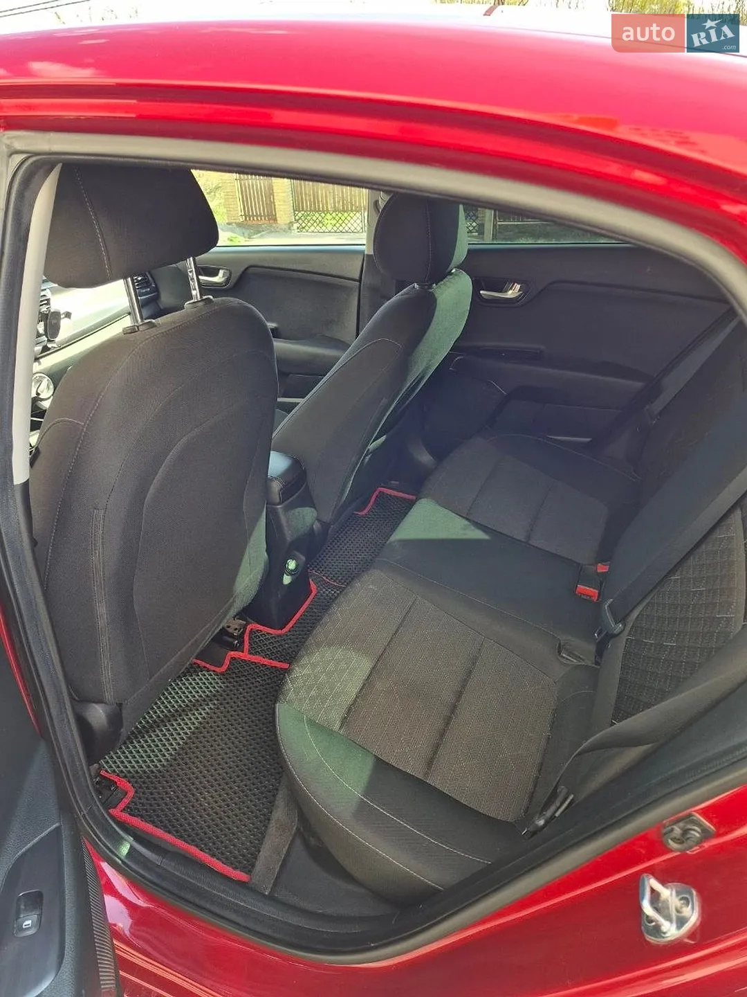 2018 Kia Rio - мініатюра 9