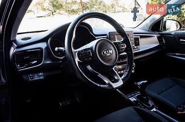 Хэтчбек Kia Rio 2017 в Львове