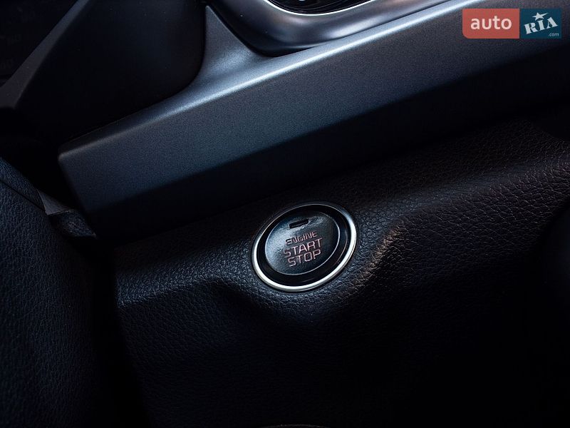 Хэтчбек Kia Rio 2017 в Львове