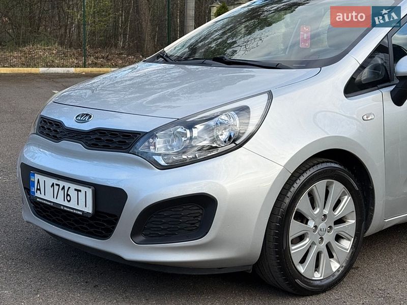 Хэтчбек Kia Rio 2011 в Бородянке