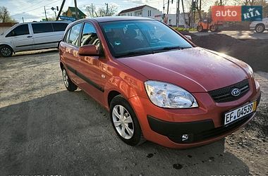 Хэтчбек Kia Rio 2007 в Дунаевцах