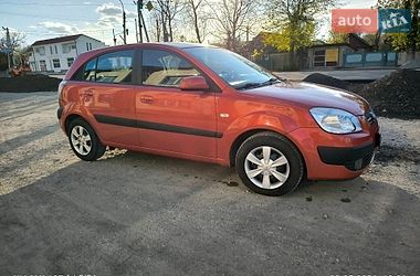 Хетчбек Kia Rio 2007 в Дунаївцях