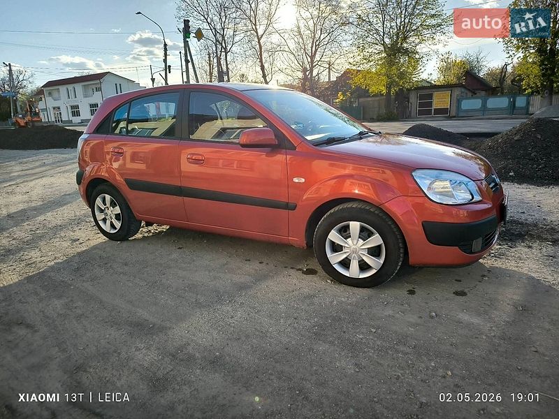 Хетчбек Kia Rio 2007 в Дунаївцях