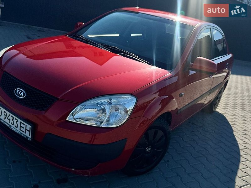 Седан Kia Rio 2008 в Каменец-Подольском