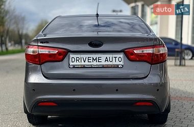 Седан Kia Rio 2012 в Днепре