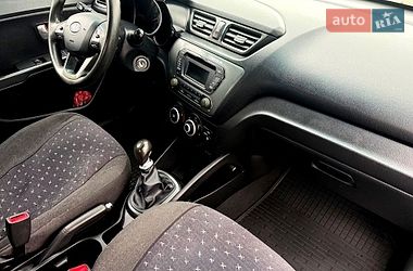 Седан Kia Rio 2012 в Хмельницком