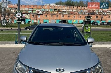 Седан Kia Rio 2013 в Харкові