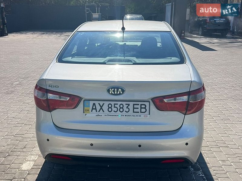 Седан Kia Rio 2013 в Харкові