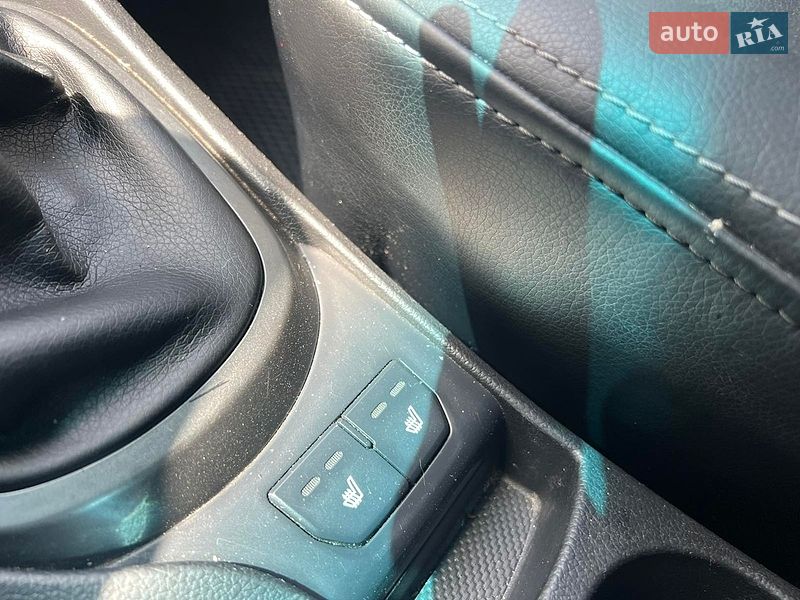 Седан Kia Rio 2013 в Николаеве